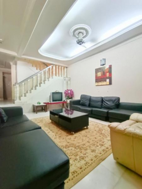 RR Homestay (Muslim Only)